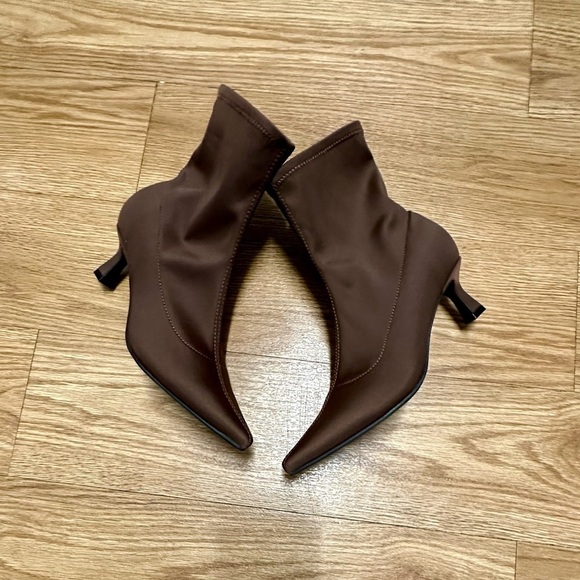 UNISA pointed toes ankle boots - Picture 7 of 14